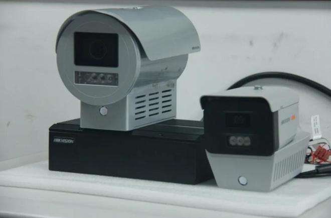 美國(guó)委員會(huì)呼吁下架中國(guó)制造的攝像頭與手表，防范潛在監(jiān)控風(fēng)險(xiǎn)